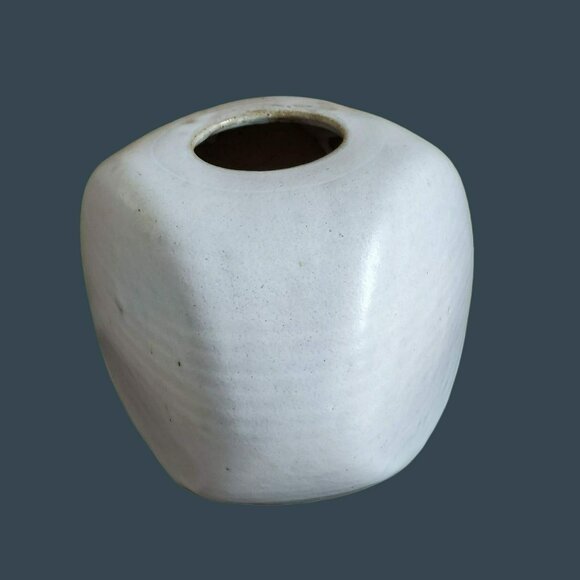 Hand Crafted Art Pottery Vessel, Large Studio Ceramic Vase, Signed Win - Picture 6 of 7